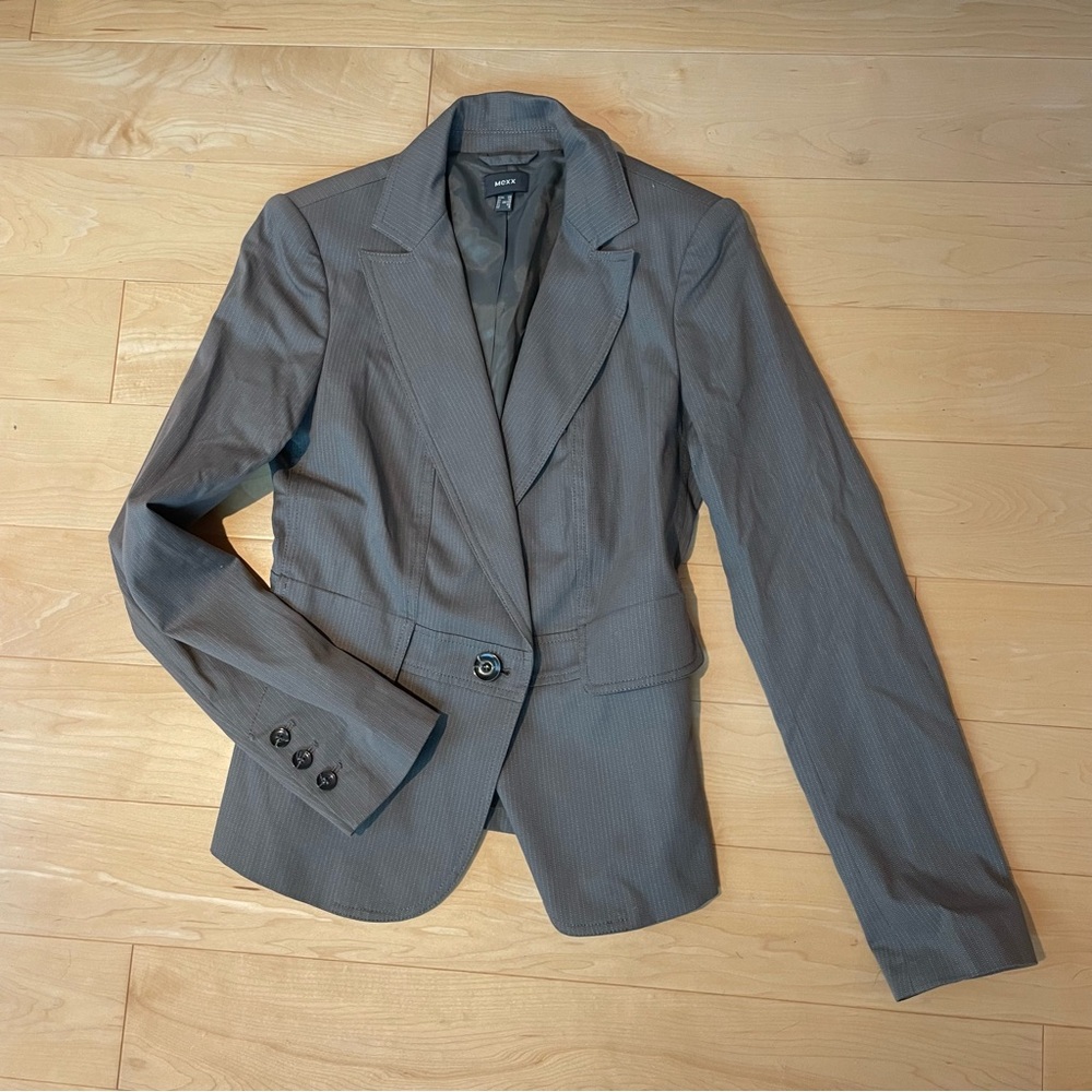 Women's Mexx Gray Blazer and Pants suit set
